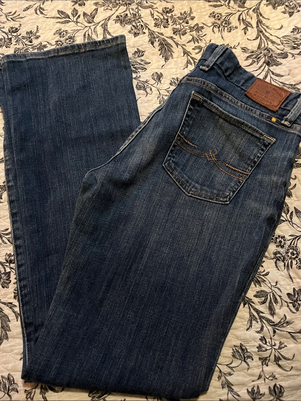 Lucky Brand Women's Dark Blue Boot Cut Jeans